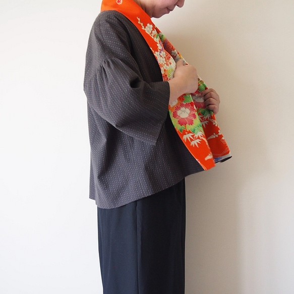 SOLD KIMONO Cardigan -ヴィンテージのキモノ襟のジャケット　ブラウン×オレンジ 1枚目の画像