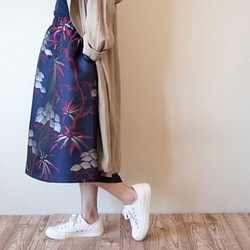 SOLD『再販』KABUKI Skirt -キモノチックな柄の台形スカート 1枚目の画像