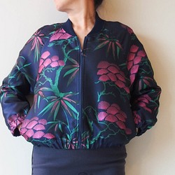 Sold 在庫ございます！ KABUKI JACKET -キモノチックな織り柄のブルゾン グリーン「送料無料」 1枚目の画像
