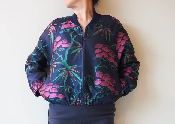 Sold 在庫ございます！ KABUKI JACKET -キモノチックな織り柄のブルゾン グリーン「送料無料」 1枚目の画像