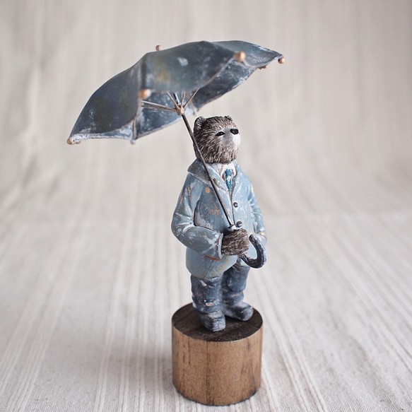 雨を仰ぐ（塑像） 1枚目の画像
