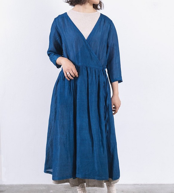 靛藍染色莫代爾亞麻高速緩存心型連衣裙（藍色） 第1張的照片