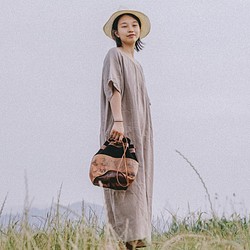 茶色 複古氣質寬鬆圓領洋裝 純亞麻蝙蝠袖連衣裙 天然植物染 Namsan Indigo草木染 第1張的照片
