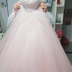 カラードレス ピンク ベアトップ ソフトチュール ハンドビーディング スパンコール ステージ衣装 結婚式/披露宴 1枚目の画像
