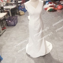 セクシー ウエディングドレス 優雅なシルエット 大きなリボン 前撮り 1枚目の画像