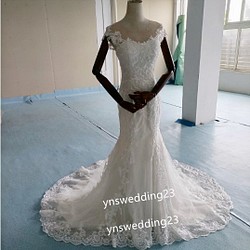 高品質！ ウエディングドレス 3D立体レース刺繍  くるみボタン   前撮り  二次会  花嫁 1枚目の画像