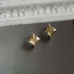 K9金 スター型CZダイヤモンドイヤリング Faceted Star-shaped CZ Diamond Earring 1枚目の画像