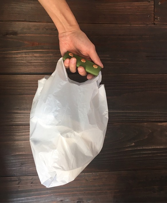 免費送貨牛皮綠色手柄蓋環保袋便利袋 第1張的照片