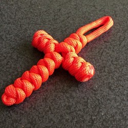 Paracord cross　Snake knot 十字架オレンジ 1枚目の画像