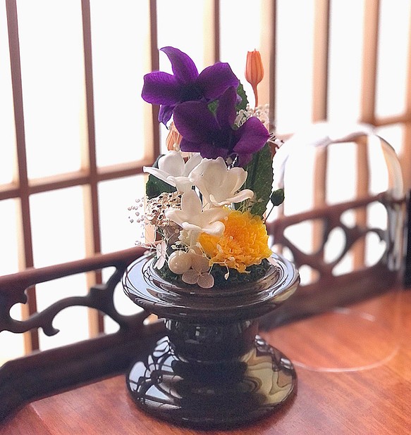 【再販】仏花 お供え花 プリザーブドフラワーガラスドームケース 1枚目の画像