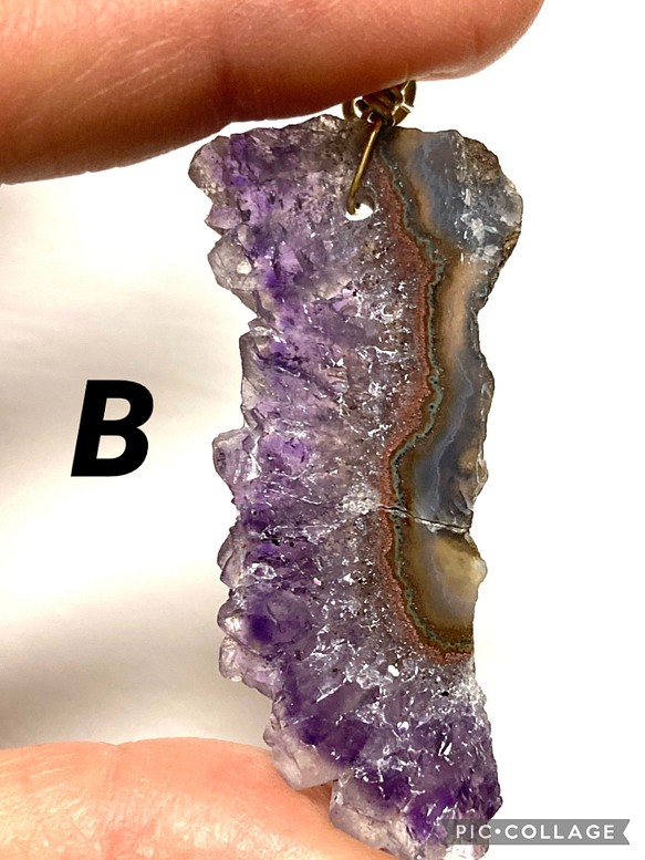 母岩付き　パープルグラデーション 大粒 アメジスト チャーム　スライス ドゥルジー ネックレスにも　紫水晶 縞瑪瑙