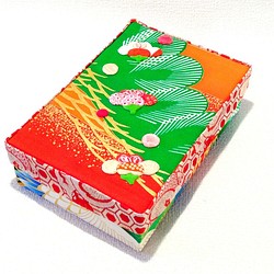 飾り箱　－　梅模様　－ 1枚目の画像