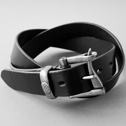栃木レザー ファイヤーマンバックル ベルト 日本製 レザーベルト 真鍮 メンズ 本革 一枚革 黒 ブラック×シルバー 1枚目の画像