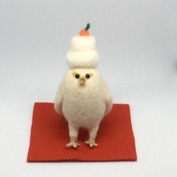 羊毛フェルト　帽子鳥(鏡もち帽） 1枚目の画像
