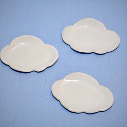 雲の小皿 (3枚セット) 薬味皿・豆皿 ミネオクラフト 通販｜Creema ...