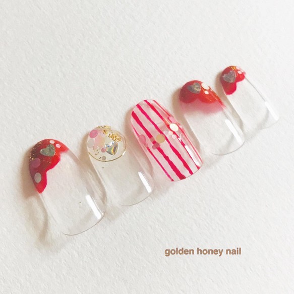 No 18 赤ネイル ホログラム ハート クリアネイル ネイルチップ ネイルシール Golden Honey Nail 通販 Creema クリーマ ハンドメイド 手作り クラフト作品の販売サイト