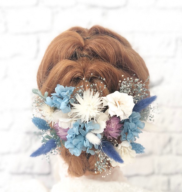 【成人式振袖・卒業式袴・ウェディングに❤︎】ドライ・プリザーブドフラワーのナチュラル髪飾り（ブルー） 1枚目の画像