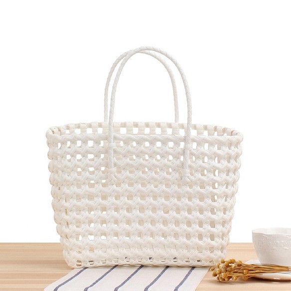 手織りの白いショッピングトートバッグ 1枚目の画像