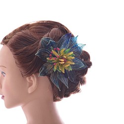 Blooming*テッセン（アメリカンフラワー・髪飾り・成人式・卒業式・結婚式） 1枚目の画像