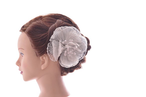 Blooming*シャクヤク・サラ（アメリカンフラワー・髪飾り・成人式・卒業式・結婚式） 1枚目の画像