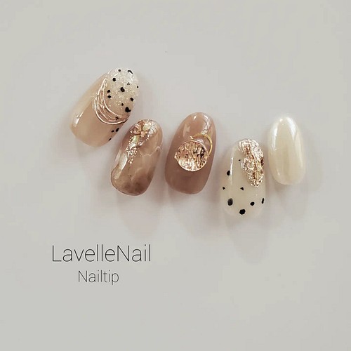 S Marron ダルメシアンネイル ニュアンスネイル シアーカラーネイル ベージュネイル ホワイトネイル ネイルチップ ネイルシール Lavelle Nail 通販 Creema クリーマ ハンドメイド 手作り クラフト作品の販売サイト