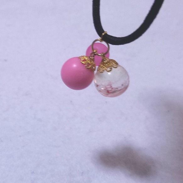 ピンク１★球体レジン★ヘアゴム 1枚目の画像
