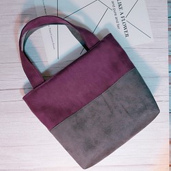【Play Color】質感灰紫撞色麂皮絨  金屬拉鍊休閒手提包(秋冬限定款) 第1張的照片