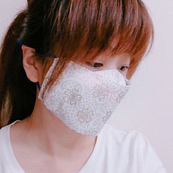 【立體透氣口罩】大人 白色燙金櫻花 質感印花口罩 透氣棉質 台灣棉布 第1張的照片