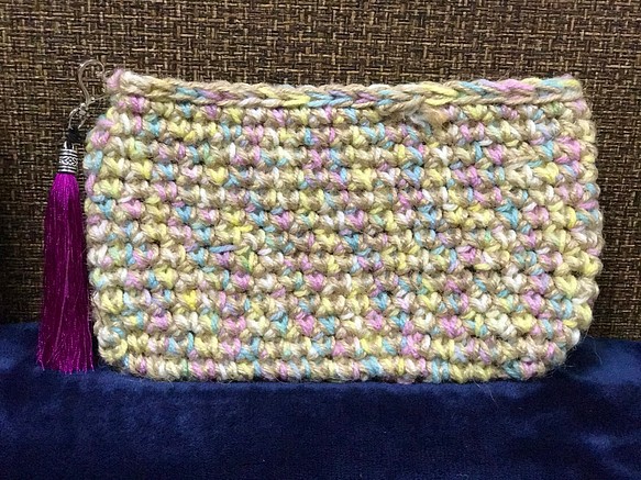麻紐　麻ひも　バッグ　タッセル　パステルカラー　ポーチ　かぎ針編み　編み物　ピンク系 1枚目の画像