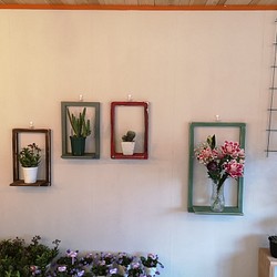 壁掛け花瓶置き(観葉植物も置けます) 1枚目の画像