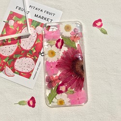 ピンクの花の海 スマホケース  iphone11 iphone12pro iPhone14pro/14/14plus 1枚目の画像