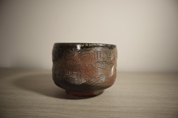 水波紋柴燒茶碗 水方 320ml 第1張的照片