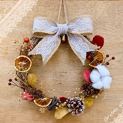 圓•願 |  Christmas gift wreath|  純手作聖誕花環 - 森系篇 第1張的照片