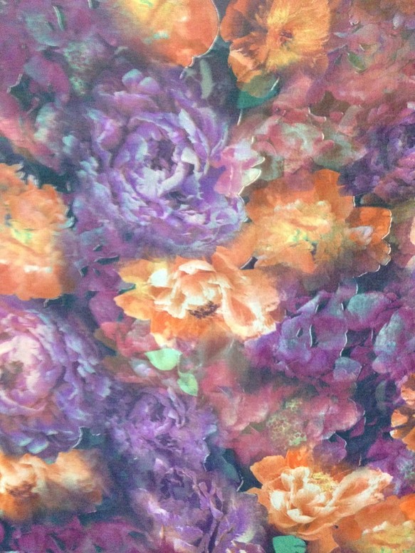 紫とオレンジの花／Purple and orange flowers 1枚目の画像