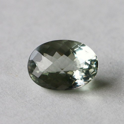 11.8ｃｔ 天然石 グリーンアメジスト オーバル ルース 天然石 GemmaJP