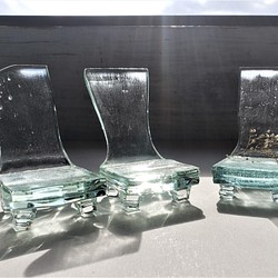 ガラスの椅子　置物　オブジェ　インテリア　 1枚目の画像