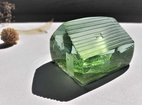 ガラスの家　置物　インテリア　プラチナ　グリーン 1枚目の画像