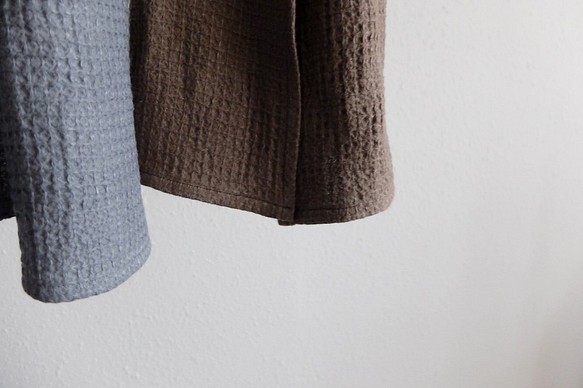 【定做】亞麻華夫格單人毯（淺棕|藍灰） 第1張的照片