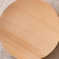 【受注製作】ろくろ挽きの木皿　樅の木　27cm 1枚目の画像
