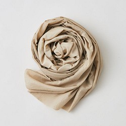enrica cottonsilk圍巾米色/天然染料 第1張的照片