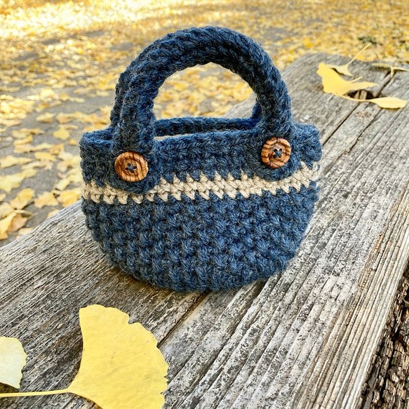 エコバッグが入る小さくてかわいい knit  bag（エコバッグ付き） mini size ：navy 1枚目の画像