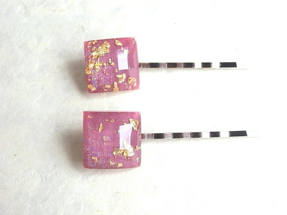 ヘアピン2本セット　箔入り薄紫の和風スクエアカボション 1枚目の画像