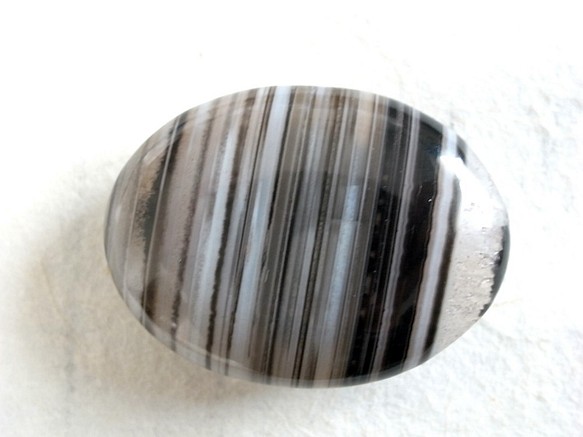歐比表扣天然石材德魯斯·喬德瑪瑙黑白條紋 第1張的照片