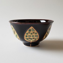 葉っぱ柄茶碗　(黒) 1枚目の画像