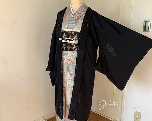 新品 正絹 単衣 女物 長羽織 黒 ラメ 着物 haori しば田 通販｜Creema