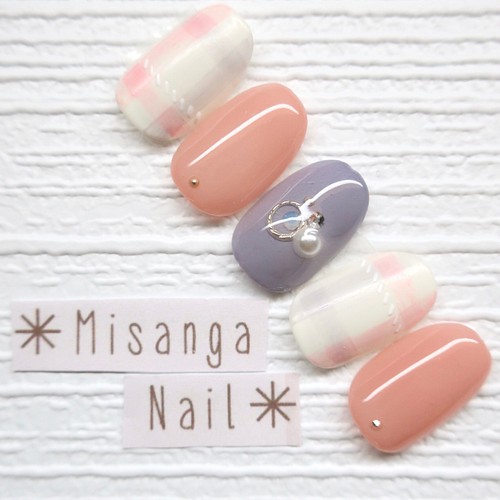 ピンク グレー チェックネイル ネイルチップ ネイルシール Misanga Nail 通販 Creema クリーマ ハンドメイド 手作り クラフト作品の販売サイト