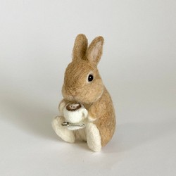 羊毛氈兔咖啡拿鐵橙 | 荷蘭矮人娃娃雕像 第1張的照片
