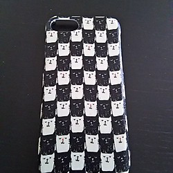 iPhoneケース 白黒ネコ猫ねこ 1枚目の画像