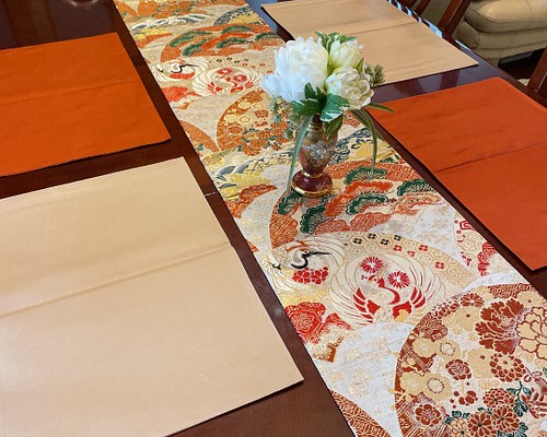 豪華刺繍　正絹テーブルランナーとランチョンマット　帯リメイク