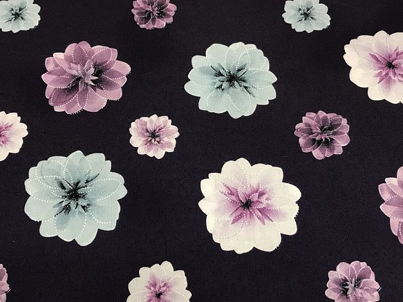 Maria Kalinowski 110cm x 50cmずつ切売 - PEARLish Flowers/紫 1枚目の画像